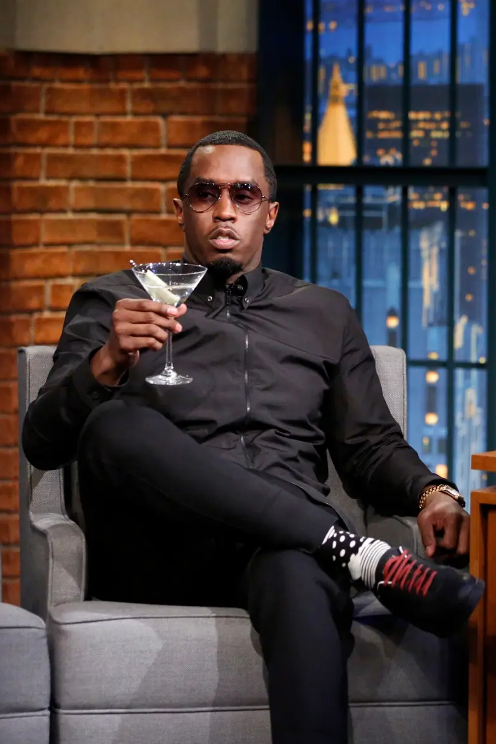 Шона «Дидди» Комбса поймали за распитием алкоголя в тюрьме